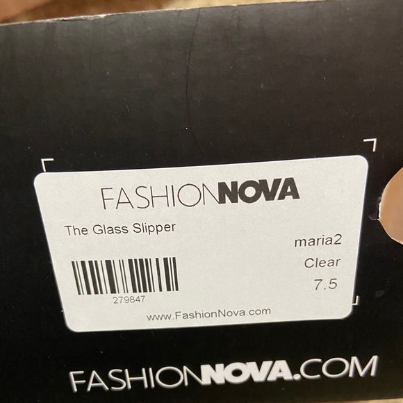 CHIC NUDE & CLEAR BLOCK HEELS - Picture 2 of 3